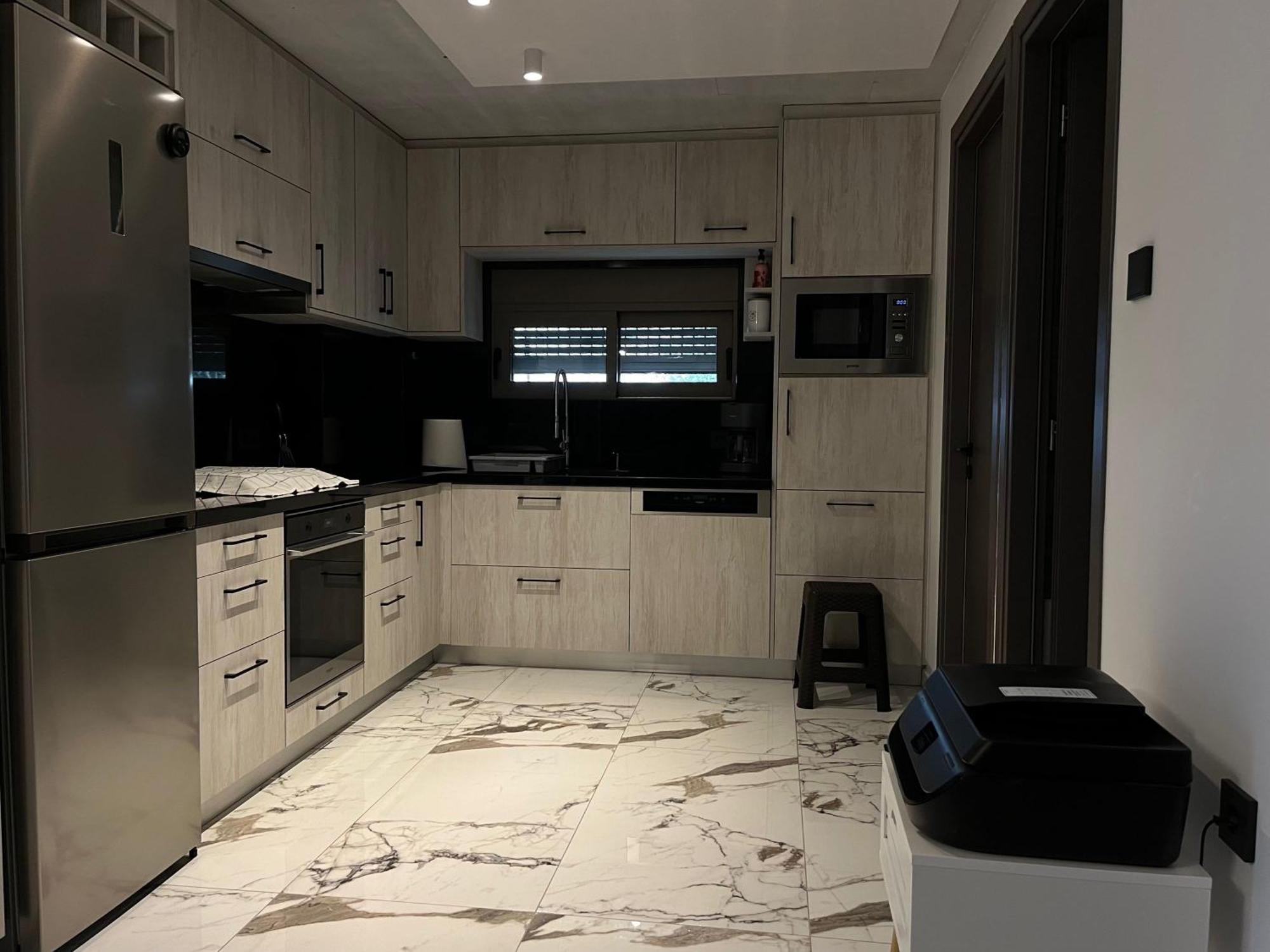 Sea View Apartment Патри Екстер'єр фото