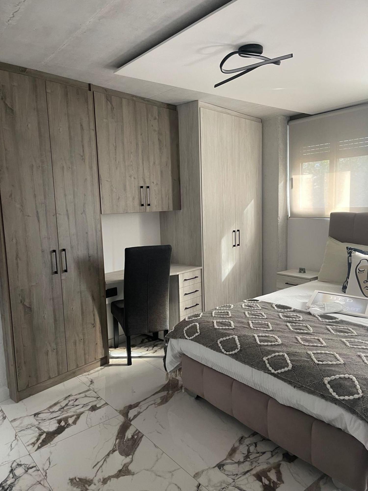 Sea View Apartment Патри Екстер'єр фото